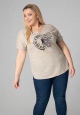 Kremowa bluzka plus size z oryginalnym motywem Kremowa bluzka plus size z oryginalnym motywem