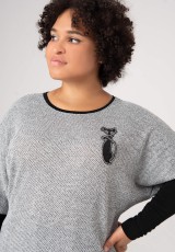 Szary sweter w dużym rozmiarze Szary sweter w dużym rozmiarze