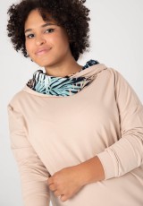 Bluza plus size w barwie kremu z kołnierzykiem Bluza plus size w barwie kremu z kołnierzykiem
