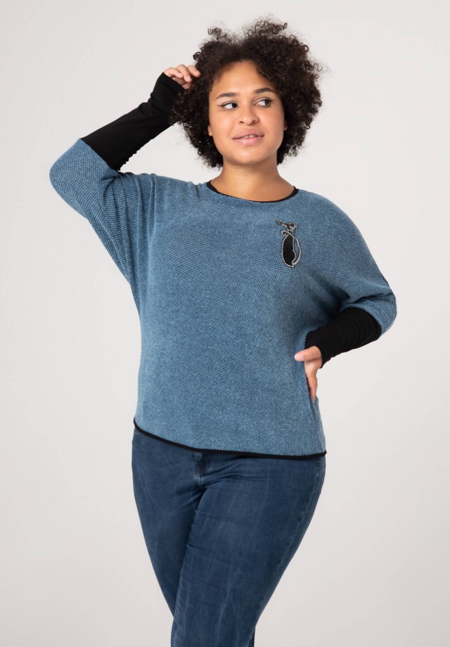 Błękitny sweter plus size