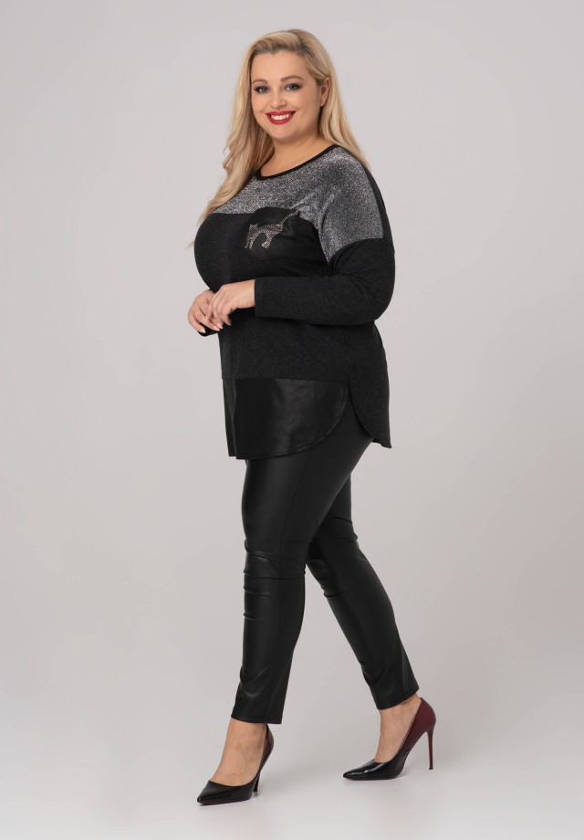 Bluzka XXL z ozdobną kieszonką