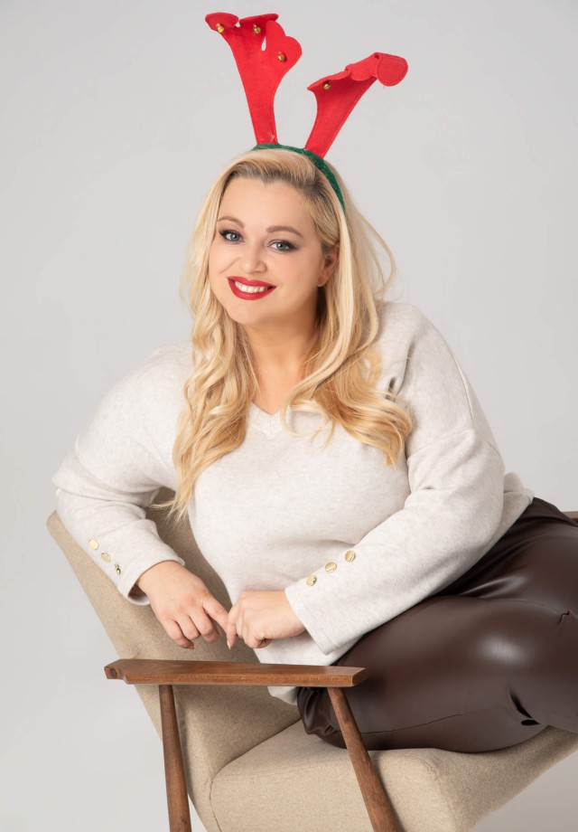 Bluzka XXL w klasycznym kremie