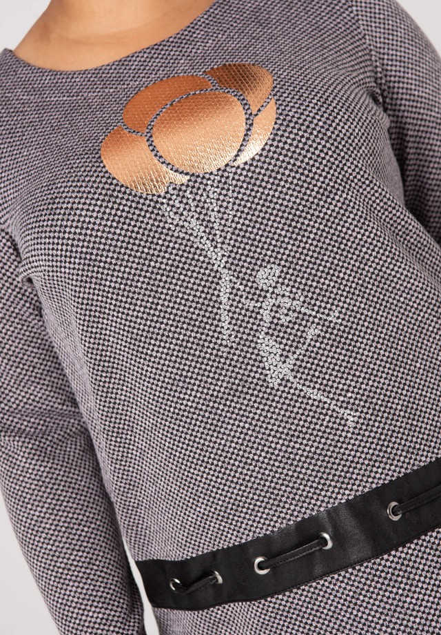 copy of Sweter XXL z mieniącym się motywem