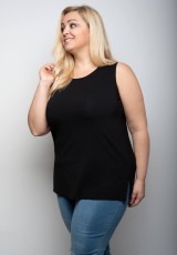Lekka bluzka plus size w czerni Lekka bluzka plus size w czerni