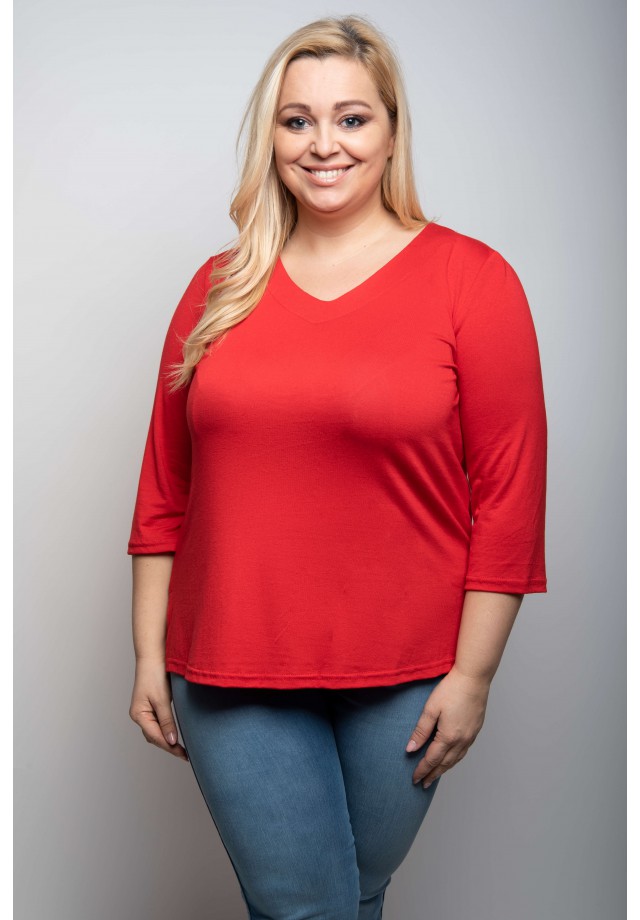 Klasyczna, czerwona bluzka plus size