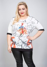 Bluzka plus size z fantazyjnym wzorem Bluzka plus size z fantazyjnym wzorem