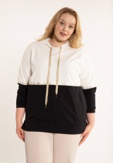 Bluza w dużym rozmiarze z kapturem Bluza w dużym rozmiarze z kapturem