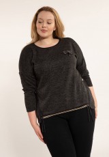 Sweter XXL z ozdobą Sweter XXL z ozdobą