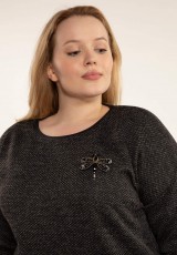 Sweter XXL z ozdobą Sweter XXL z ozdobą