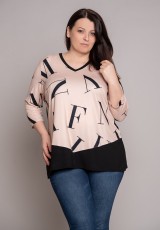 Jasna tunika plus size z rękawem 3/4 Jasna tunika plus size z rękawem 3/4